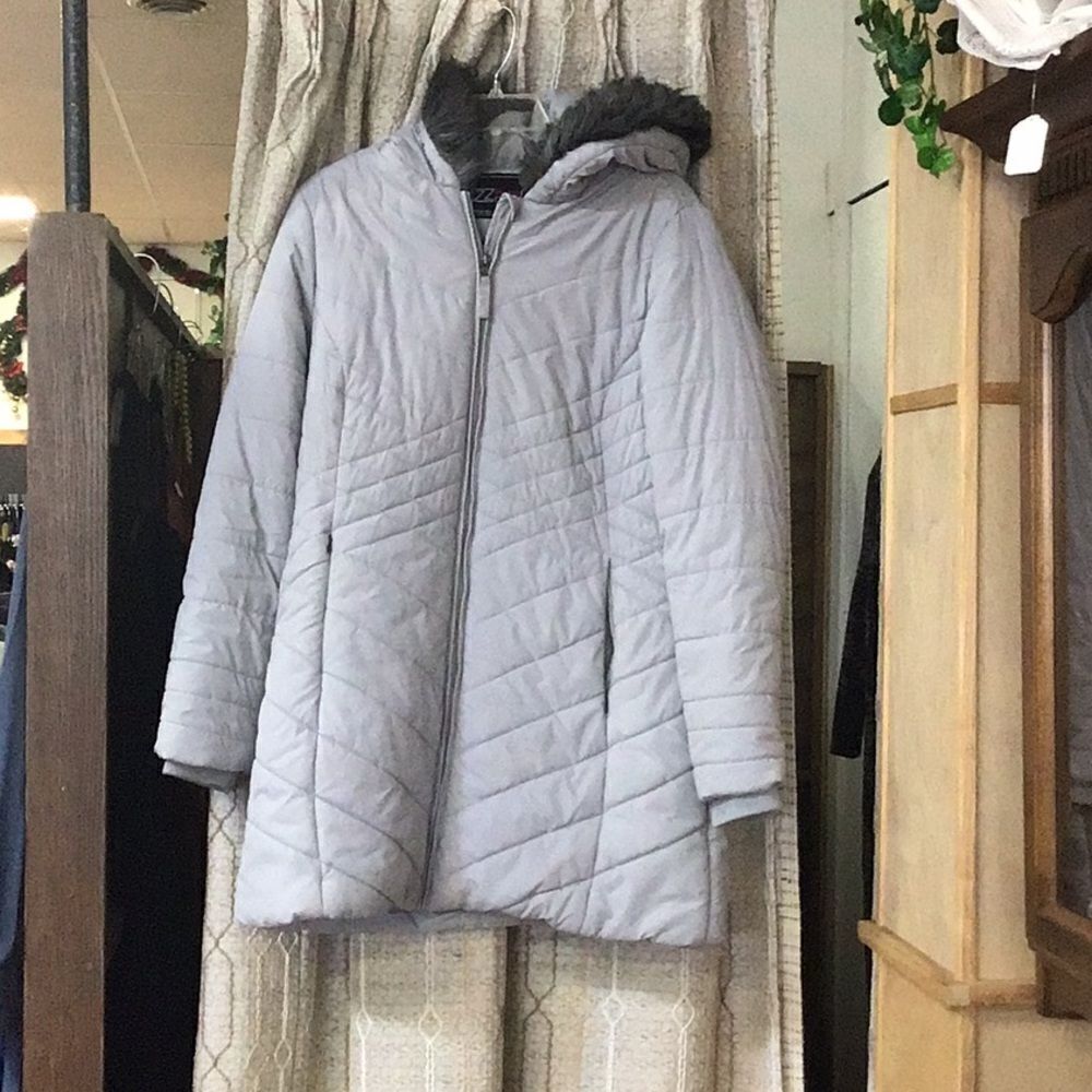 Below zero by Rothschild ladies med gray winter coat